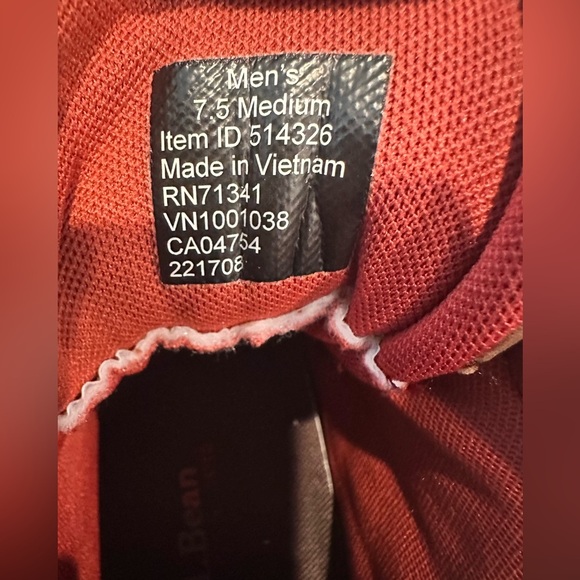 L.L. Bean Men's Mountain Classic Insulated Hiking Boots - Picture 6 of 6